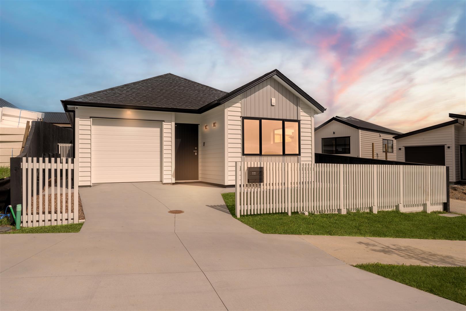 Brand New Homes! Freehold, Unique & Sophisticated