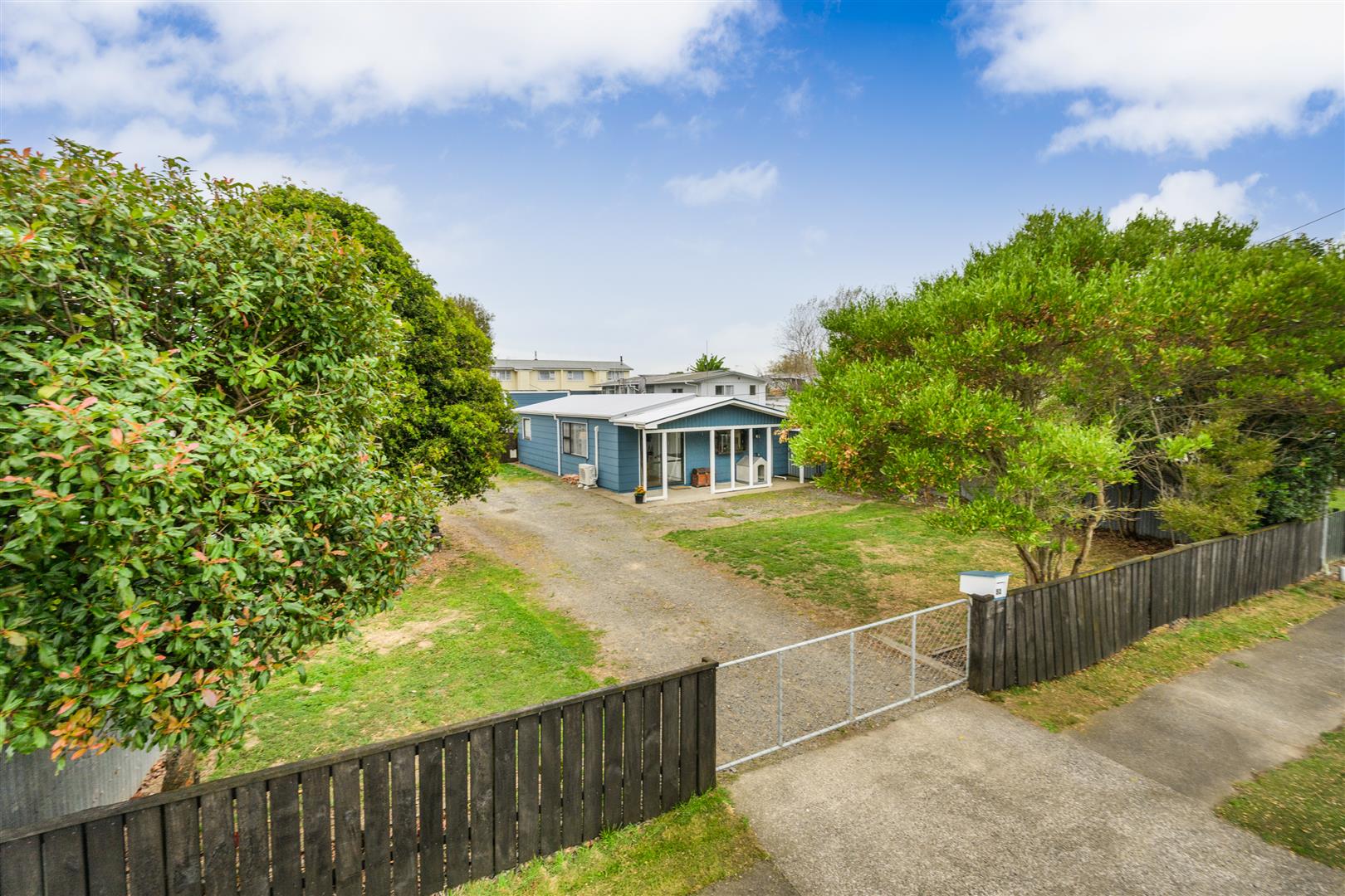 TEAM LEWIS - RENOVATED RESIDENCE & 2 BAY SHED