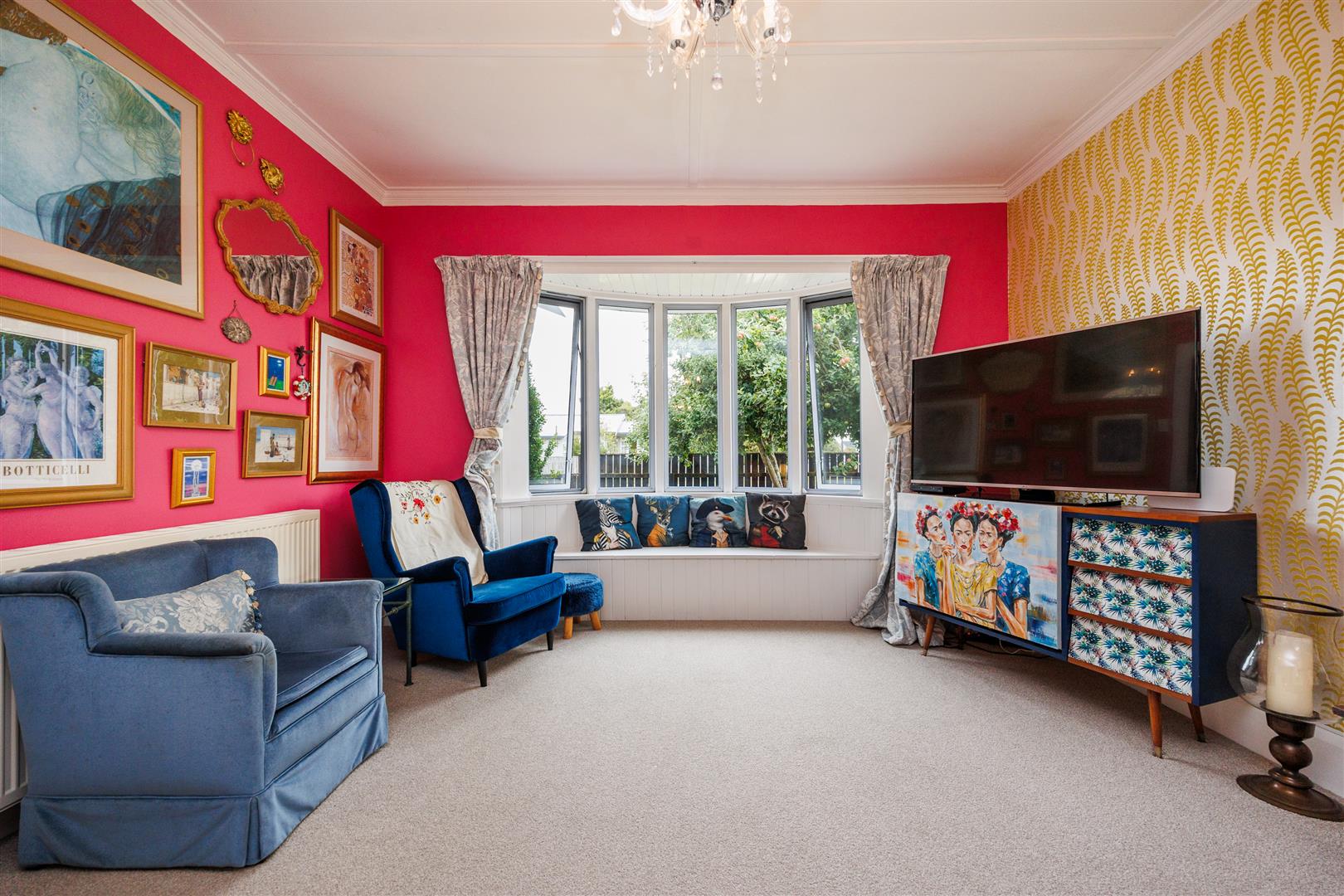 TEAM LEWIS - VIBRANTLY GROOVY TO GET YOUR VIBE ON