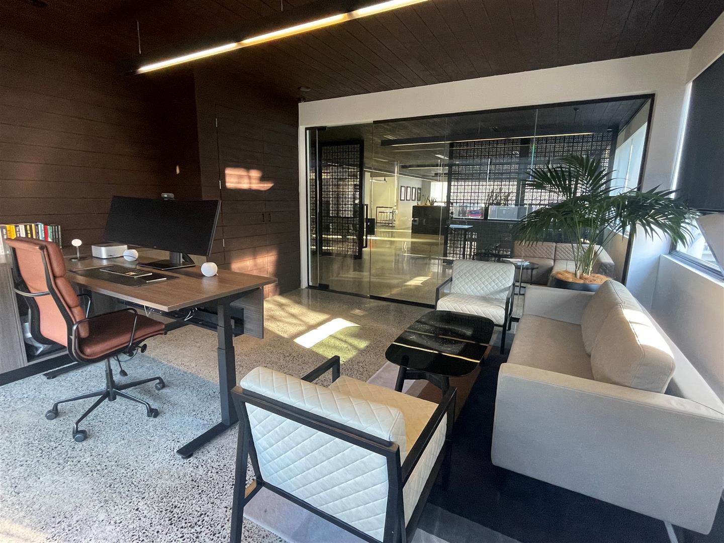 Auckland Central  Contemporarily Designed Central Office