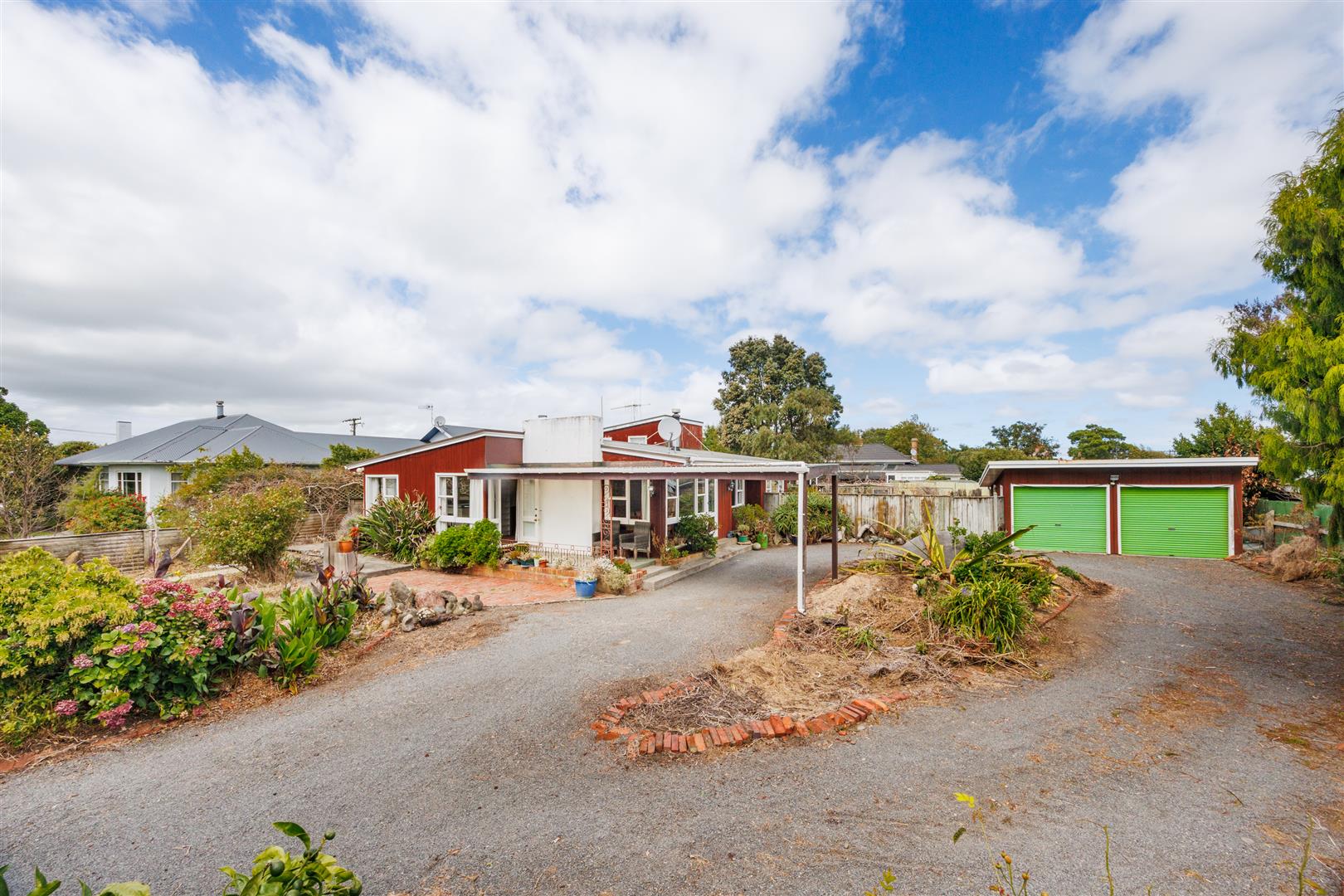 TEAM LEWIS - SELLING 